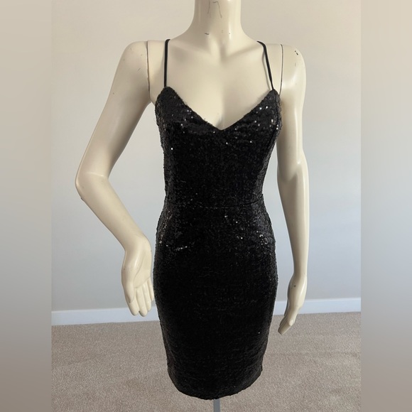 Staple Sequin Dress - Picture 2 of 9